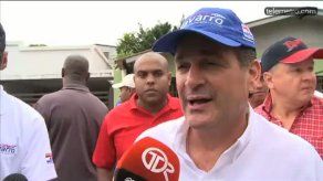 Navarro recorre Río Abajo y asegura que tiene fe que será el ganador