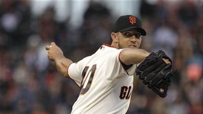 MLB: Gigantes 4, Filis 2; Bumgarner vence a los Filis
