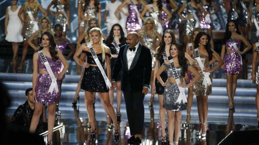 Miss Venezuela y Miss Colombia avanzan en Miss Universo