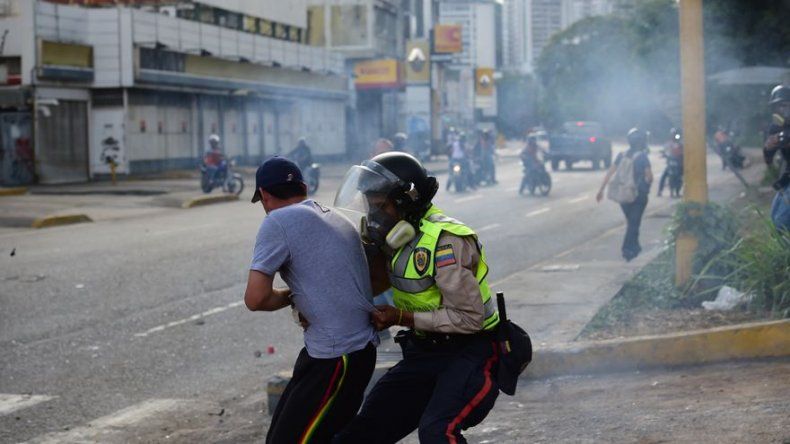 ONG venezolana dice que hay 777 detenidos por protestar contra el Gobierno