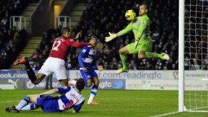 Manchester United amplía su ventaja tras victoria y empate del City