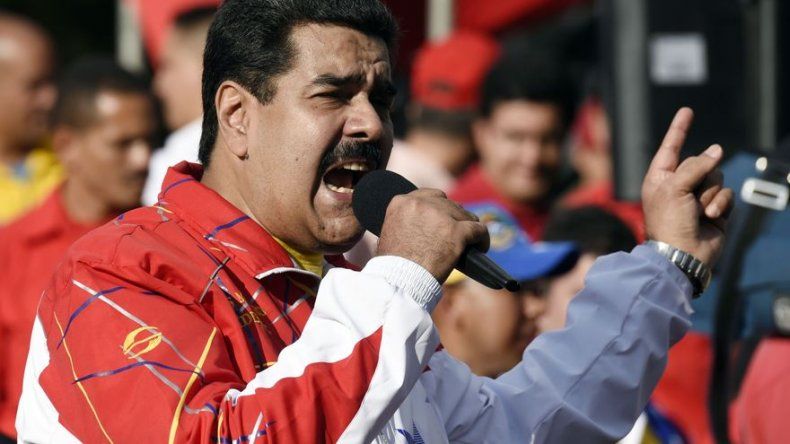 Gobierno venezolano prohíbe despegue de aeronaves privadas
