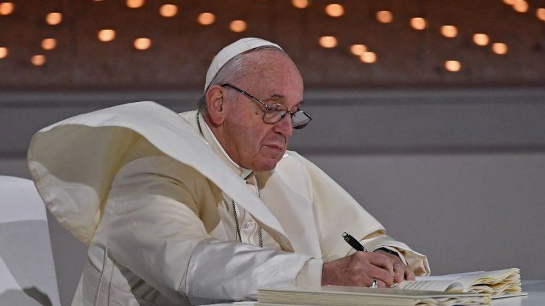 Papa Francisco dice que no es oportuno mediar en Venezuela