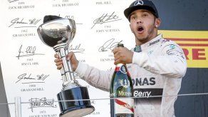 Hamilton vuelve a dominar en Suzuka y se pone a la altura de su ídolo Senna