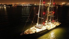 Polonia expulsa a barco de Greenpeace del puerto de Gdansk