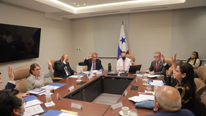 Gobierno autoriza redistribución de B/.90 millones del FECI para sector agro Gobierno autoriza redistribución de B/.90 millones del FECI para sector agro