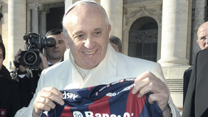 Papa Francisco: El equipo de fútbol del que era un ferviente fanático se despide tras su fallecimiento. Papa Francisco: El equipo de fútbol del que era un ferviente fanático se despide tras su fallecimiento.