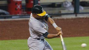 Jonrón de Crisp da triunfo a los Atléticos