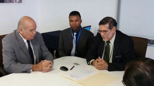 Miguel Antonio Bernal inicia trámite para candidatura presidencial independiente