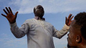 Dos policías y dos civiles muertos en protestas por resultados electorales en RD Congo