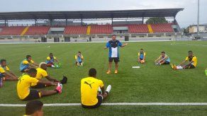 Andrés Domínguez dirige primera práctica al frente del San Francisco