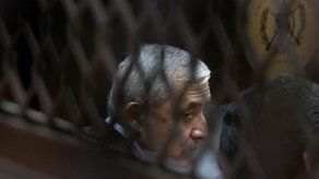 Expresidente guatemalteco afirma que sufrió golpe de Estado