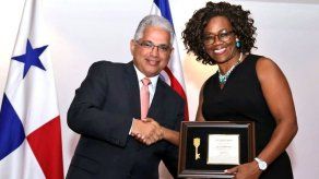 Vicepresidenta de Costa Rica recibe las Llaves de la Ciudad de Panamá