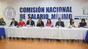 A mediados de diciembre podrían presentar al Ejecutivo sugerencia sobre salario mínimo A mediados de diciembre podrían presentar al Ejecutivo sugerencia sobre salario mínimo