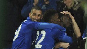 Leicester se oxigena con triunfo en Copa de la FA