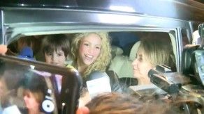 Shakira y Piqué llegan con sus hijos a Barranquilla