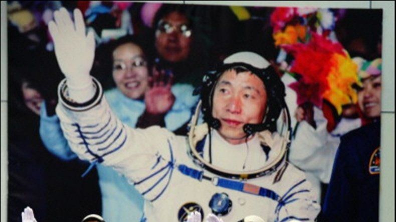 Despegó nave con astronauta que hará caminata espacial