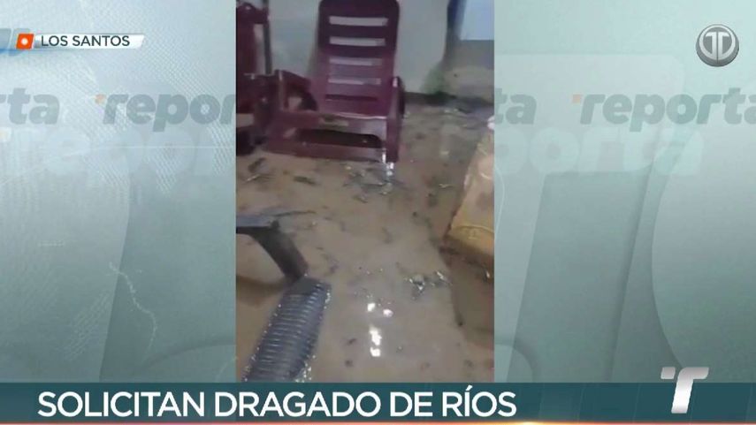 Inundaciones afectan a más de 40 viviendas en Tonosí