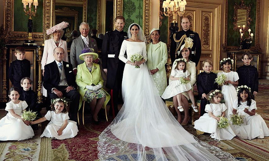 Foto de la familia real en la boda de Meghan y Harry.