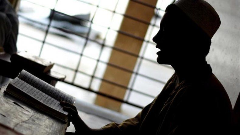 Cinco marroquíes detenidos por comer durante Ramadán