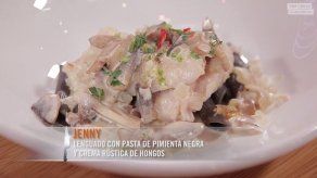 Lenguado con pasta de pimienta negra y crema rústica de hongos