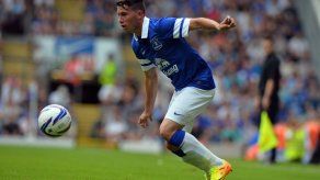 El costarricense Bryan Oviedo se lesiona y estará tres semanas de baja