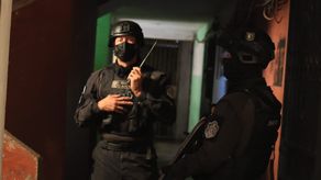 La Policía Nacional efectuó en conjunto con el Ministerio Público unos 90 allanamientos a nivel nacional. La Policía Nacional efectuó en conjunto con el Ministerio Público unos 90 allanamientos a nivel nacional.