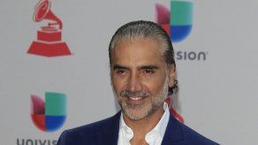 Alejandro Fernández anuncia acuerdo legal con Luis Miguel