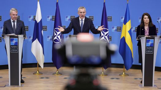 Suecia y Finlandia han recibido garantías de Estados Unidos y otros miembros de la OTAN de respaldo a sus solicitudes si deciden presentarlas.