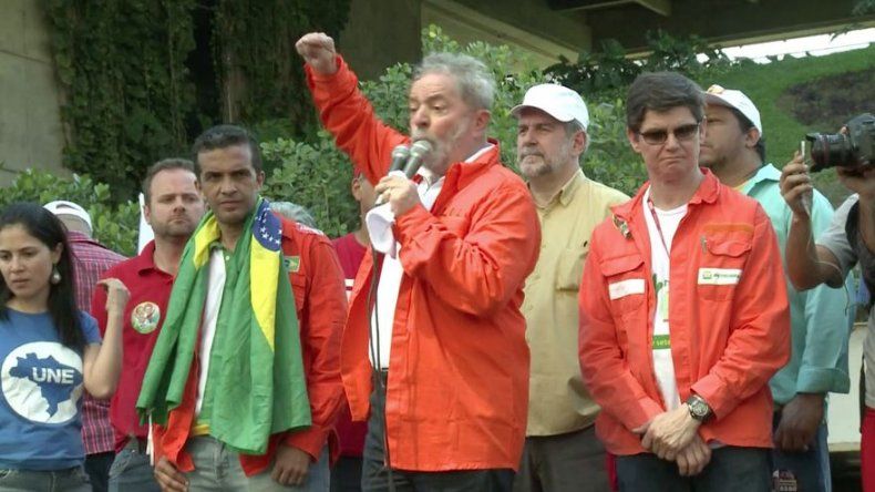 Fiscalía de Sao Paulo pide prisión preventiva de Lula por lavado de dinero
