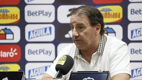 Néstor Lorenzo en conferencia para el Mundial 2026 - EFE
