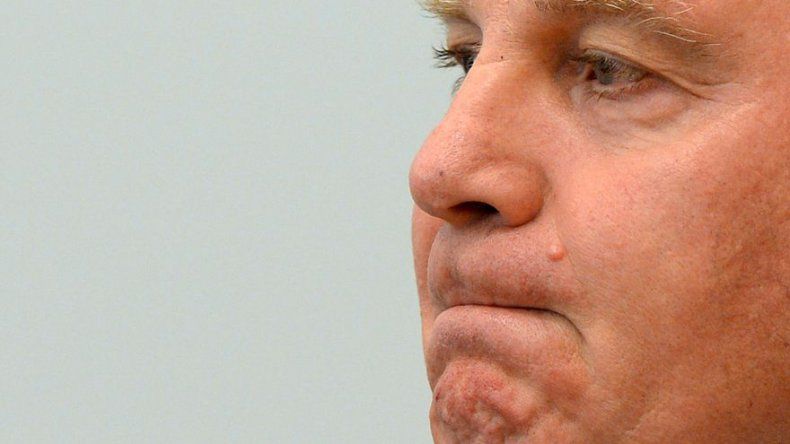 Hoeness acepta ir a la cárcel, renuncia a Bayern