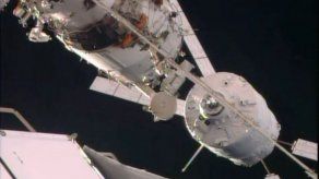 Carguero espacial europeo ATV se acopló con éxito a la Estación Espacial