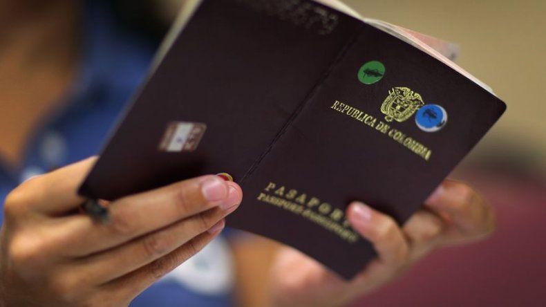 Colombianos podrán viajar sin visa a siete territorios franceses de ultramar