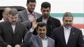 Ahmadinejad viaja a Cuba para ver a los hermanos Castro