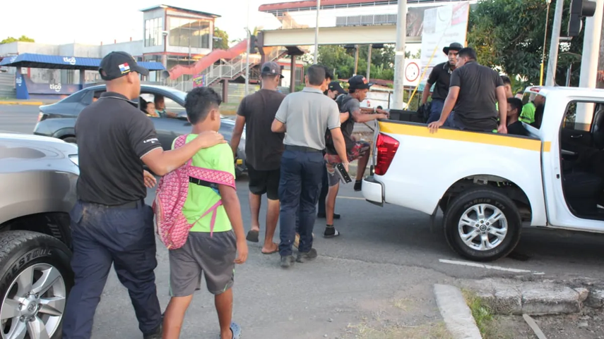 Capturan a 28 migrantes ilegales