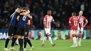 Inter de Milán se impone 2-1 en Eindhoven en otra remontada