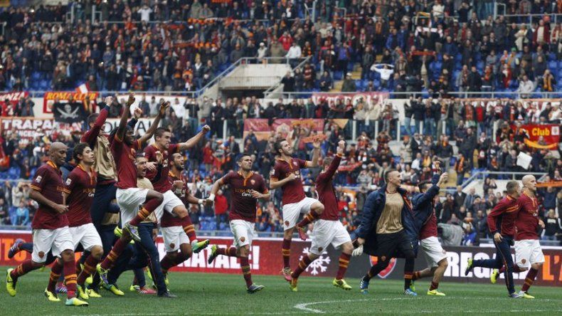 Roma y Nápoles no quieren dejar escapar a la Juventus ante del parón navideño