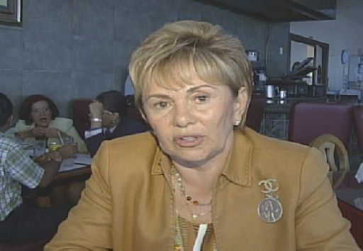Mireya y Bernal apoyan a Navarro