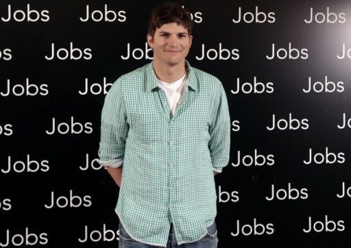 Ashton Kutcher revoluciona bolsa de Nueva York para promocionar Jobs