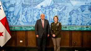 Presidente Mulino se reúne con la jefa del Comando Sur