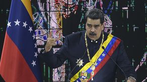 Su empresa Achabal Technologies, registrada en Florida, le vendió a Venezuela material aislante para proteger a los tanques de combustible de los aviones de combate Sukhoi en caso de que caigan bajo fuego enemigo.