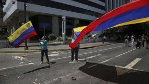 Estados Unidos sanciona a 8 personas más en Venezuela