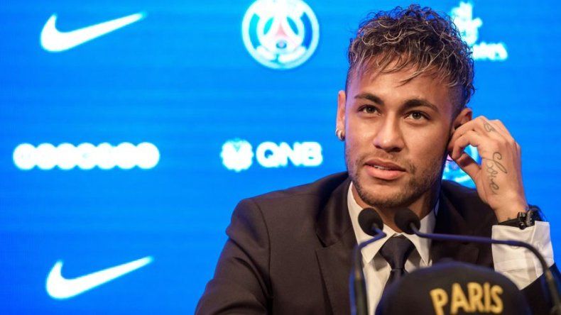 Neymar, a las puertas del Panteón del fútbol brasileño