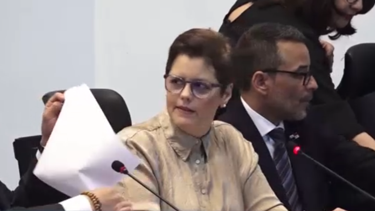 Proponen cambiar inicio de clases en Panamá Proponen cambiar inicio de clases en Panamá