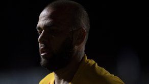 Dani Alves no jugará la Europa League con el Barcelona.
