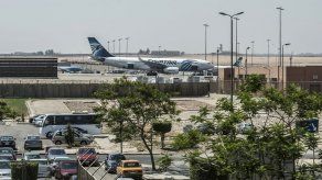 La pérdida de contacto total con el avión siniestrado extraña a los expertos