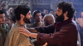 ¿Cuántas personas estuvieron detrás de la producción Jesús?