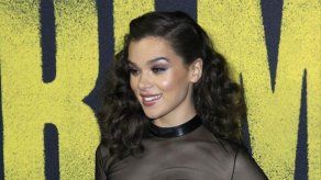 Hailee Steinfeld aprueba la reconciliación de Taylor Swift y Katy Perry