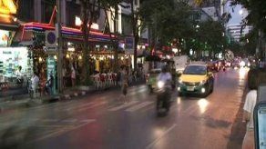 Las prostitutas van al colegio en Tailandia